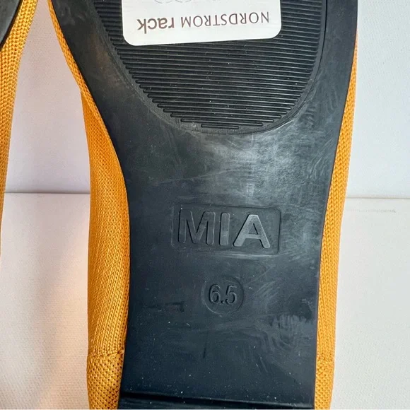 NWT • Women’s MIA “Kerri” Pointed Toe Flats • Size 6.5M • Color: Mustard Yellow - Picture 11 of 13
